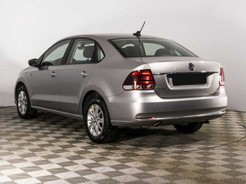 Volkswagen Polo с пробегом — 2018 год. Фото: #6
