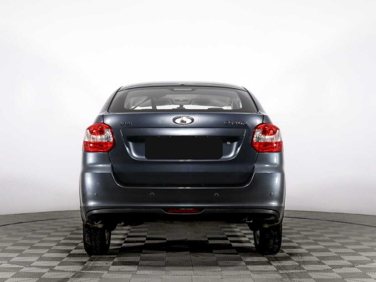 Lada (ВАЗ) Granta с пробегом — 2015 год. Фото: #5