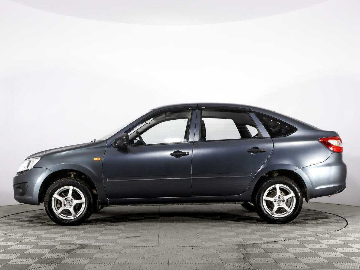 Lada (ВАЗ) Granta с пробегом — 2015 год. Фото: #7