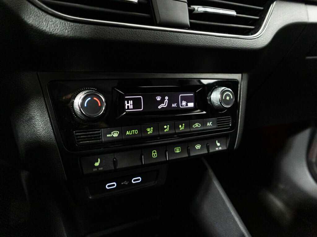 Skoda Rapid с пробегом — 2020 год. Фото: #15