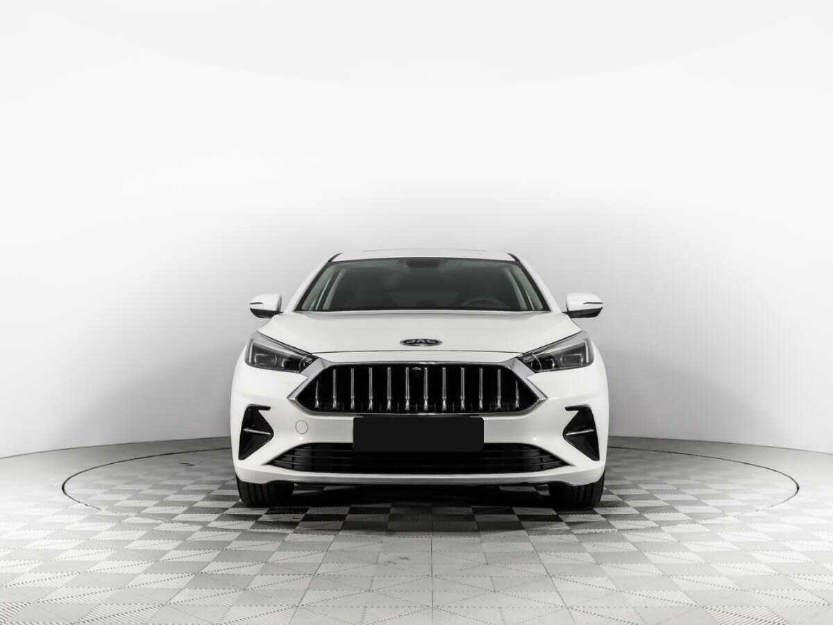 JAC J7 с пробегом — 2021 год. Фото: #1