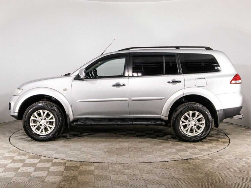 Mitsubishi Pajero Sport с пробегом — 2014 год. Фото: #7