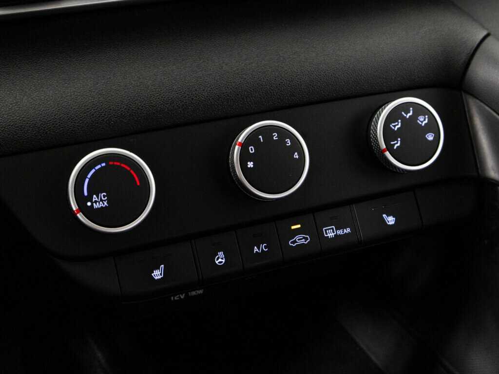 Hyundai Elantra с пробегом — 2021 год. Фото: #15