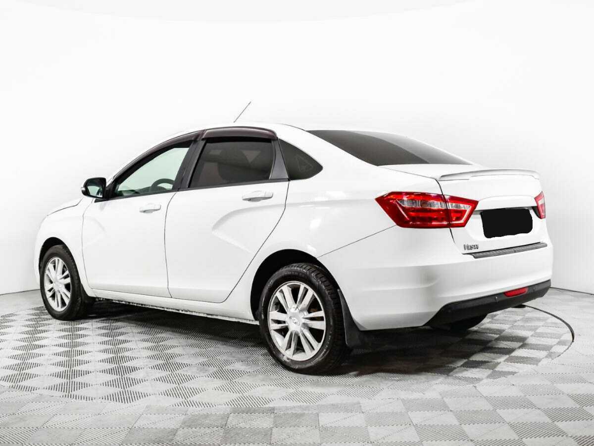 Lada (ВАЗ) Vesta с пробегом — 2016 год. Фото: #5