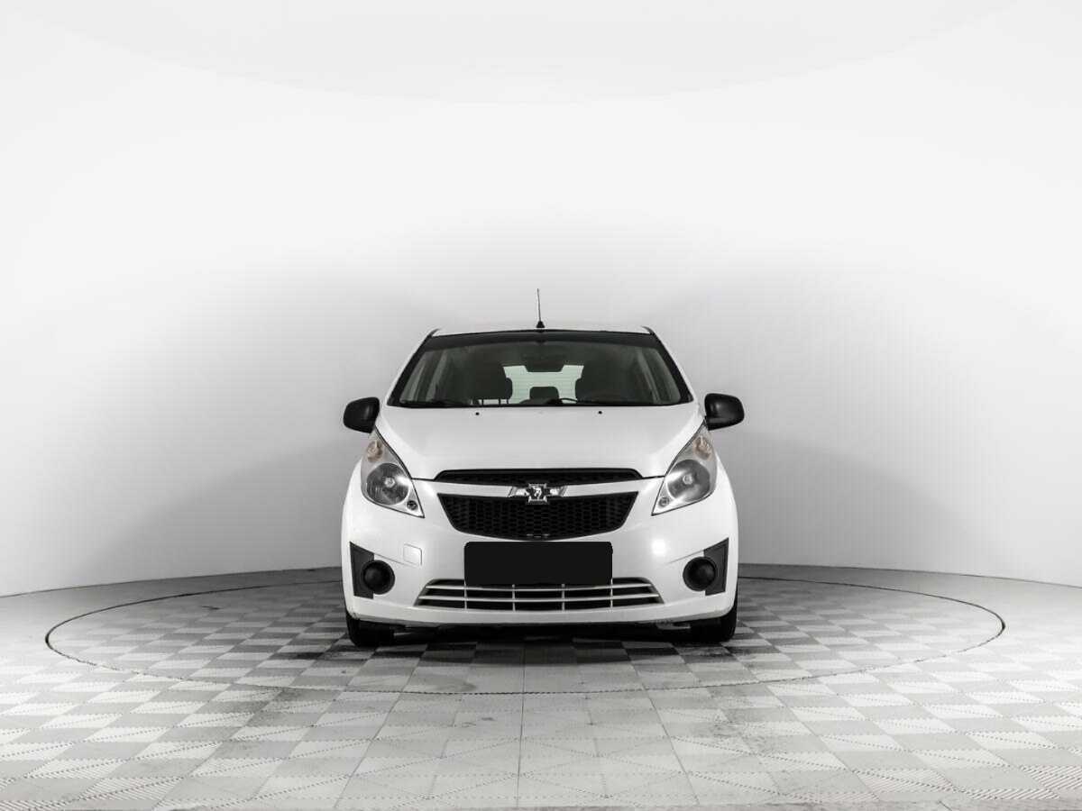 Chevrolet Spark с пробегом — 2013 год. Фото: #1