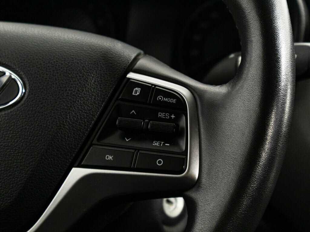 Hyundai Solaris с пробегом — 2021 год. Фото: #17