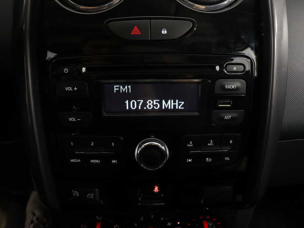 Renault Duster с пробегом — 2017 год. Фото: #12