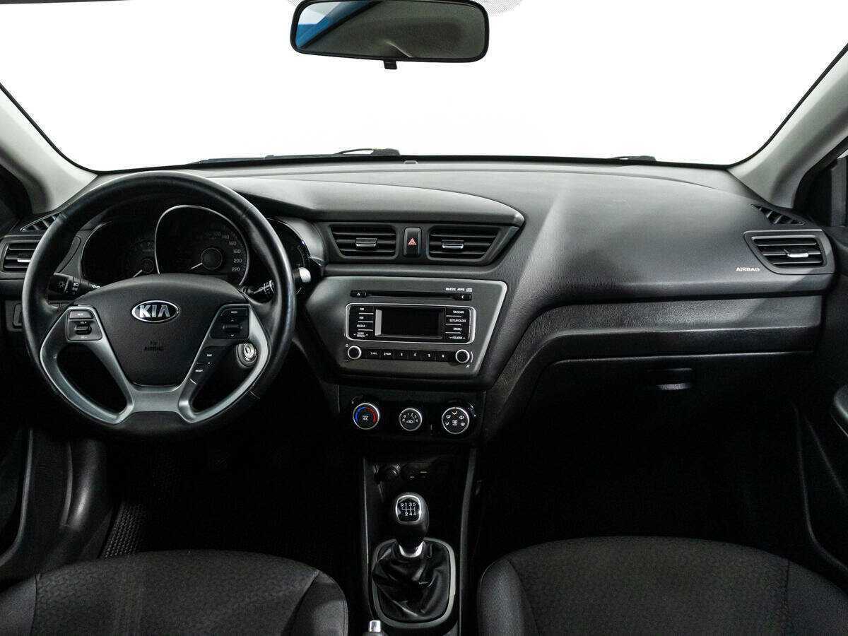 Kia Rio с пробегом — 2016 год. Фото: #12