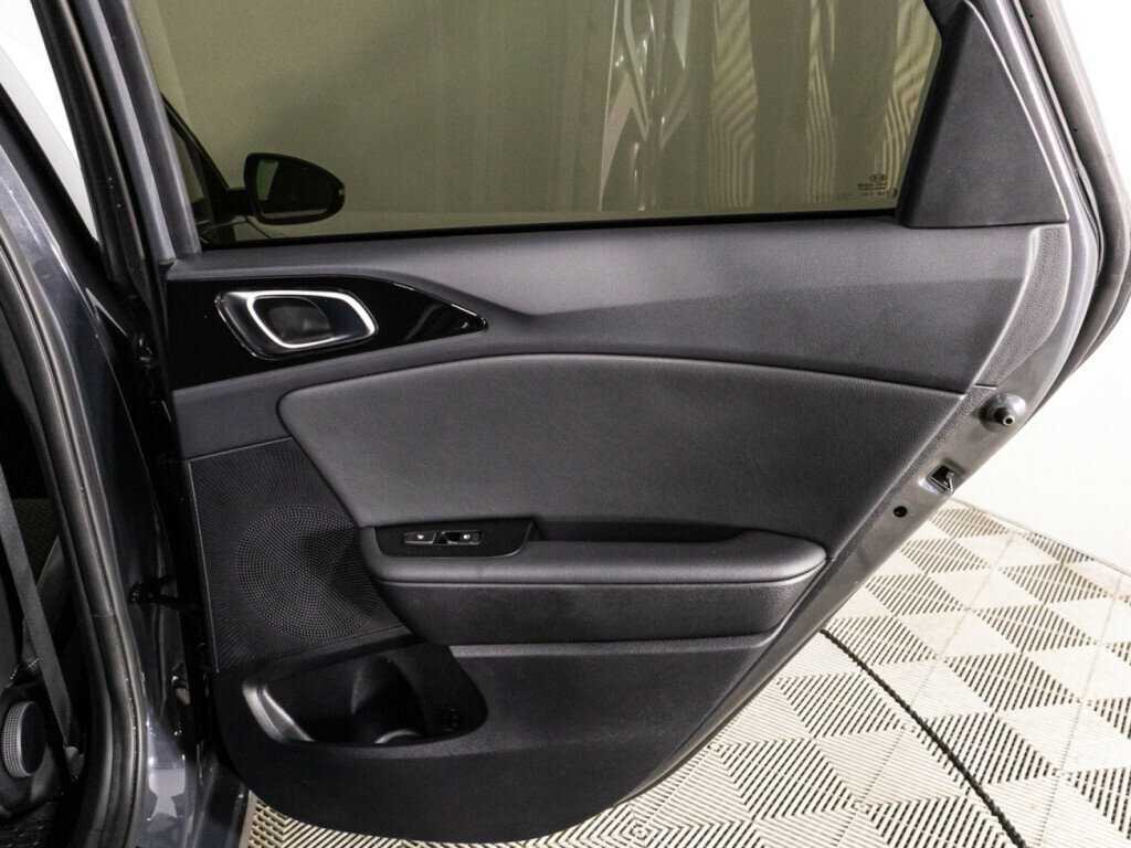 Kia Ceed с пробегом — 2020 год. Фото: #28