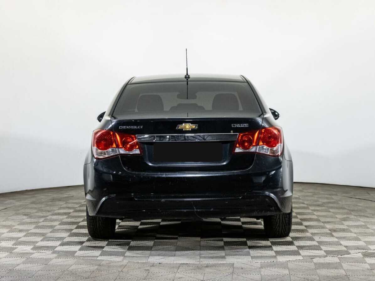 Chevrolet Cruze с пробегом — 2015 год. Фото: #4