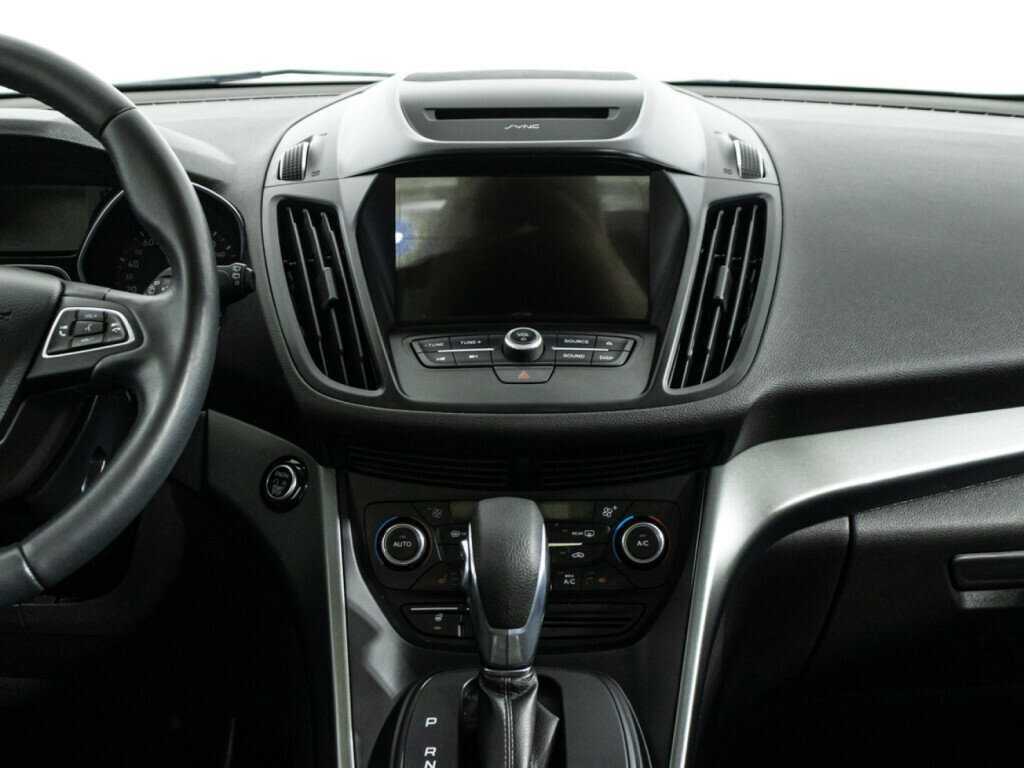 Ford Kuga с пробегом — 2019 год. Фото: #13