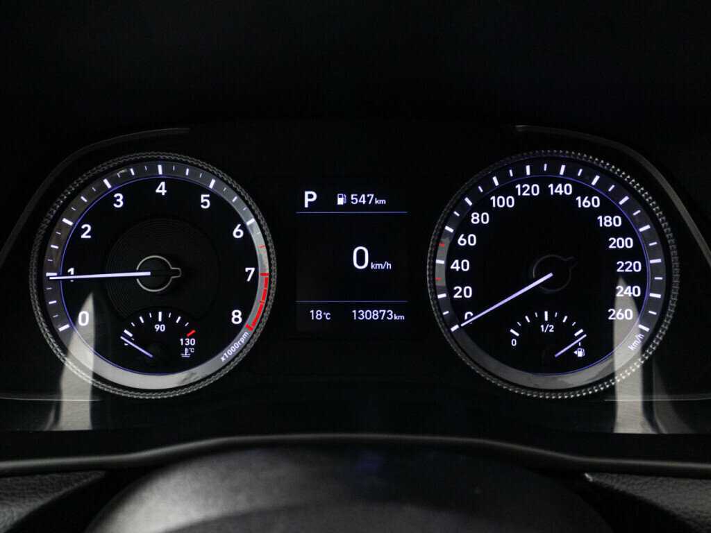 Hyundai Sonata с пробегом — 2020 год. Фото: #11