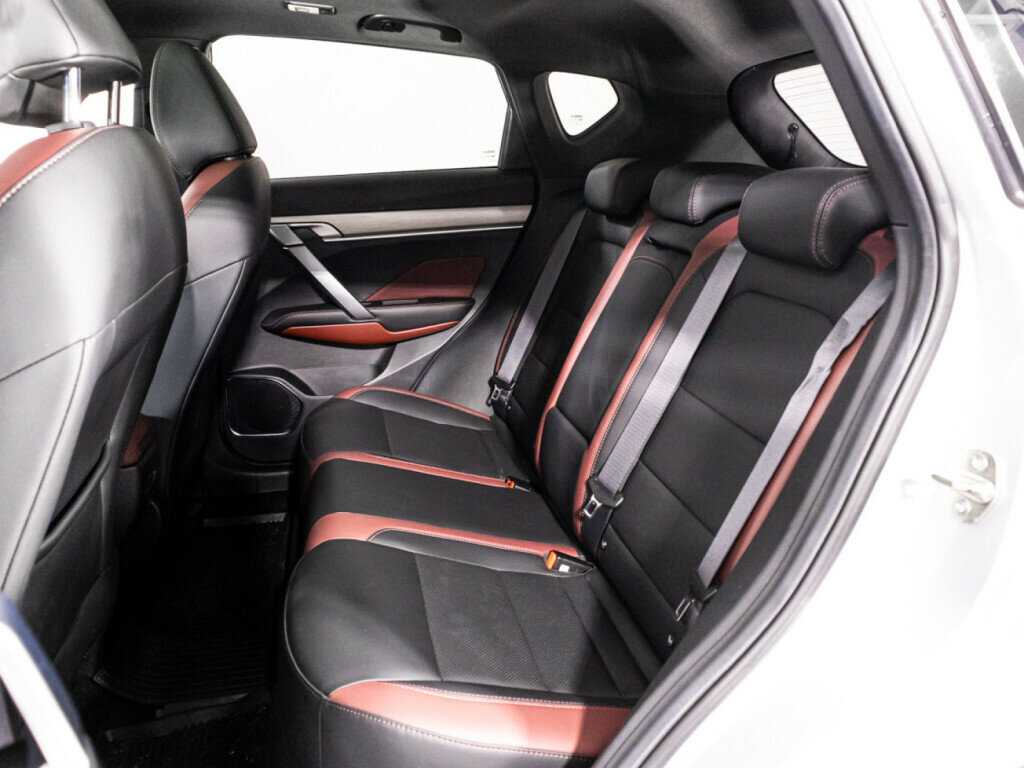 Geely Coolray с пробегом — 2021 год. Фото: #9