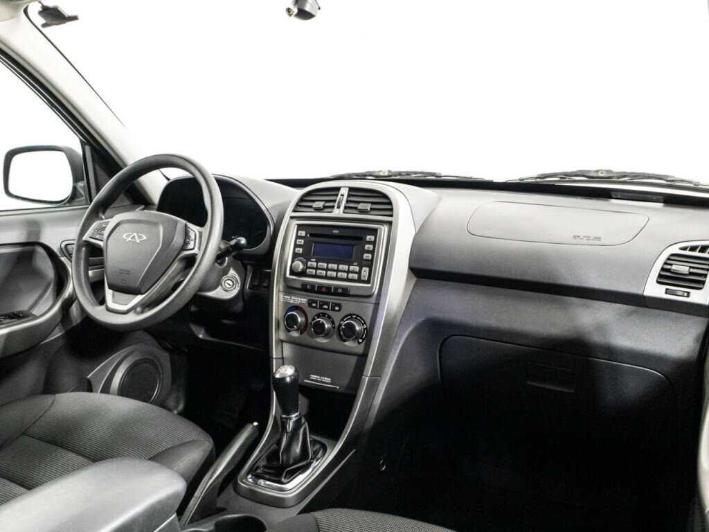 Chery Tiggo (T11) с пробегом — 2013 год. Фото: #8