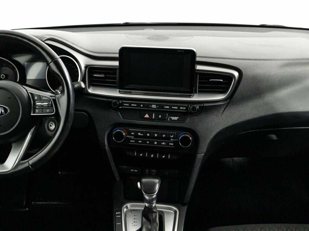 Kia Ceed с пробегом — 2018 год. Фото: #13