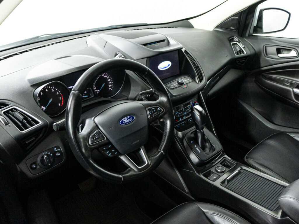 Ford Kuga с пробегом — 2018 год. Фото: #10