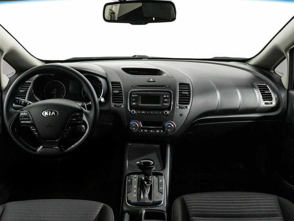Kia Cerato с пробегом — 2017 год. Фото: #12