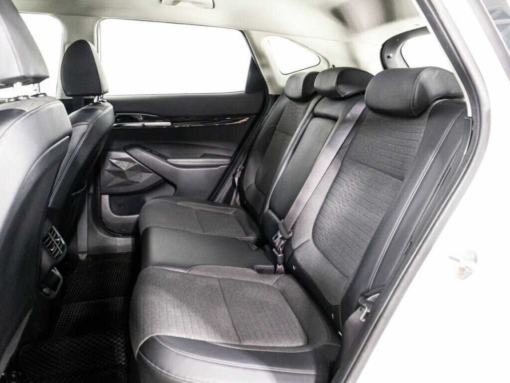 Kia Seltos с пробегом — 2021 год. Фото: #9