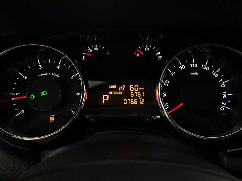 Peugeot 3008 с пробегом — 2012 год. Фото: #11