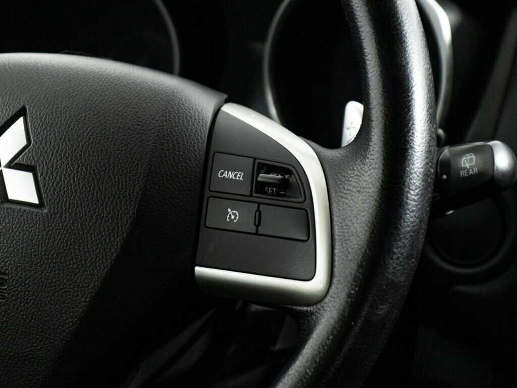 Mitsubishi ASX с пробегом — 2012 год. Фото: #17