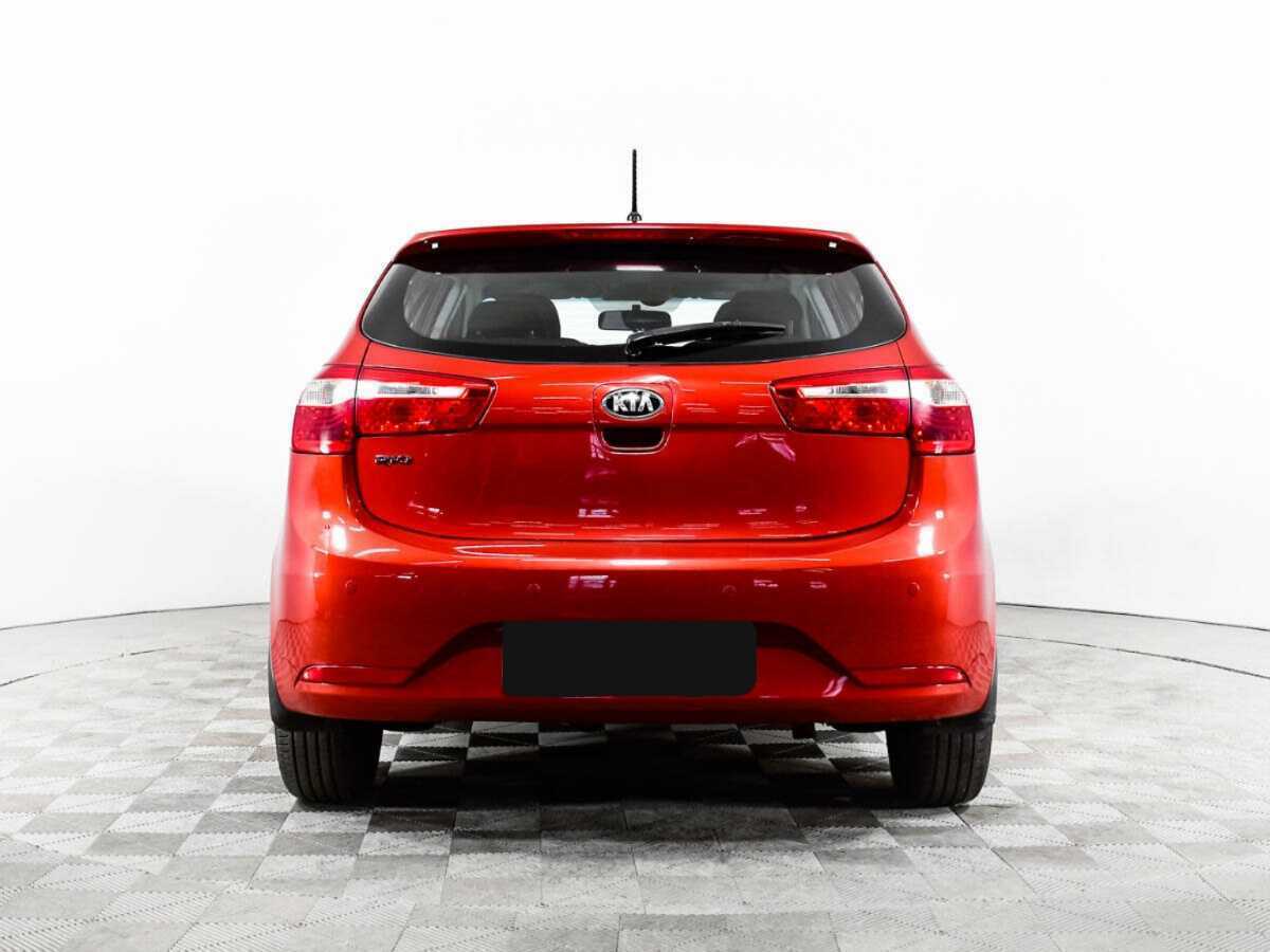 Kia Rio с пробегом — 2013 год. Фото: #5