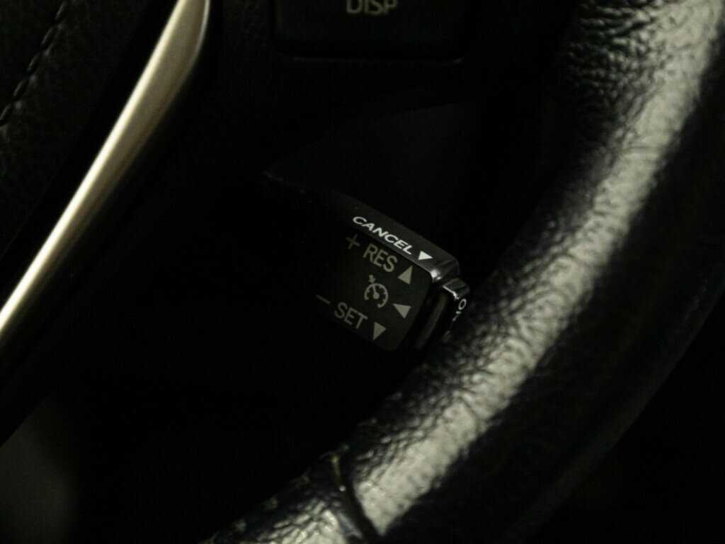 Toyota RAV4 с пробегом — 2013 год. Фото: #17