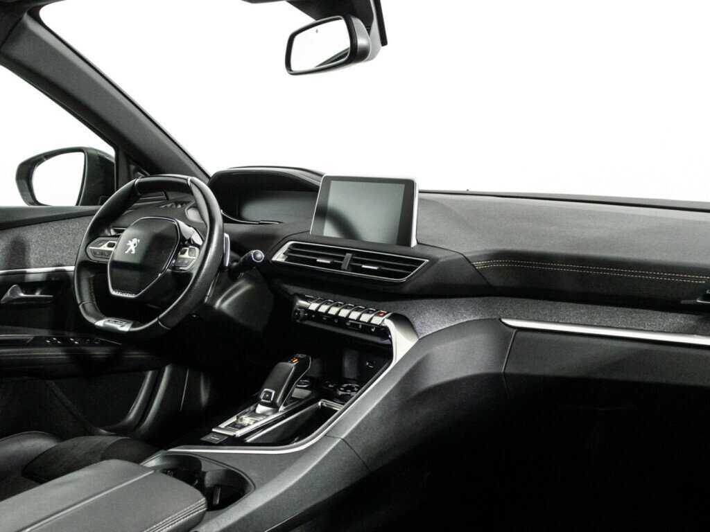 Peugeot 3008 с пробегом — 2017 год. Фото: #8