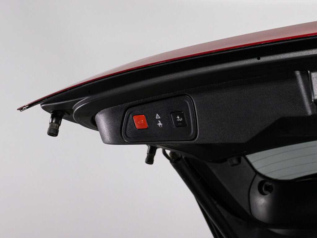 Peugeot 3008 с пробегом — 2017 год. Фото: #14