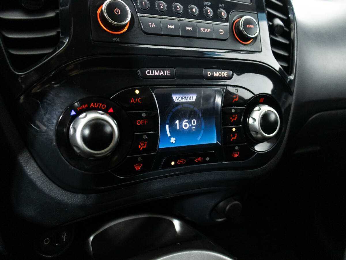 Nissan Juke с пробегом — 2012 год. Фото: #14