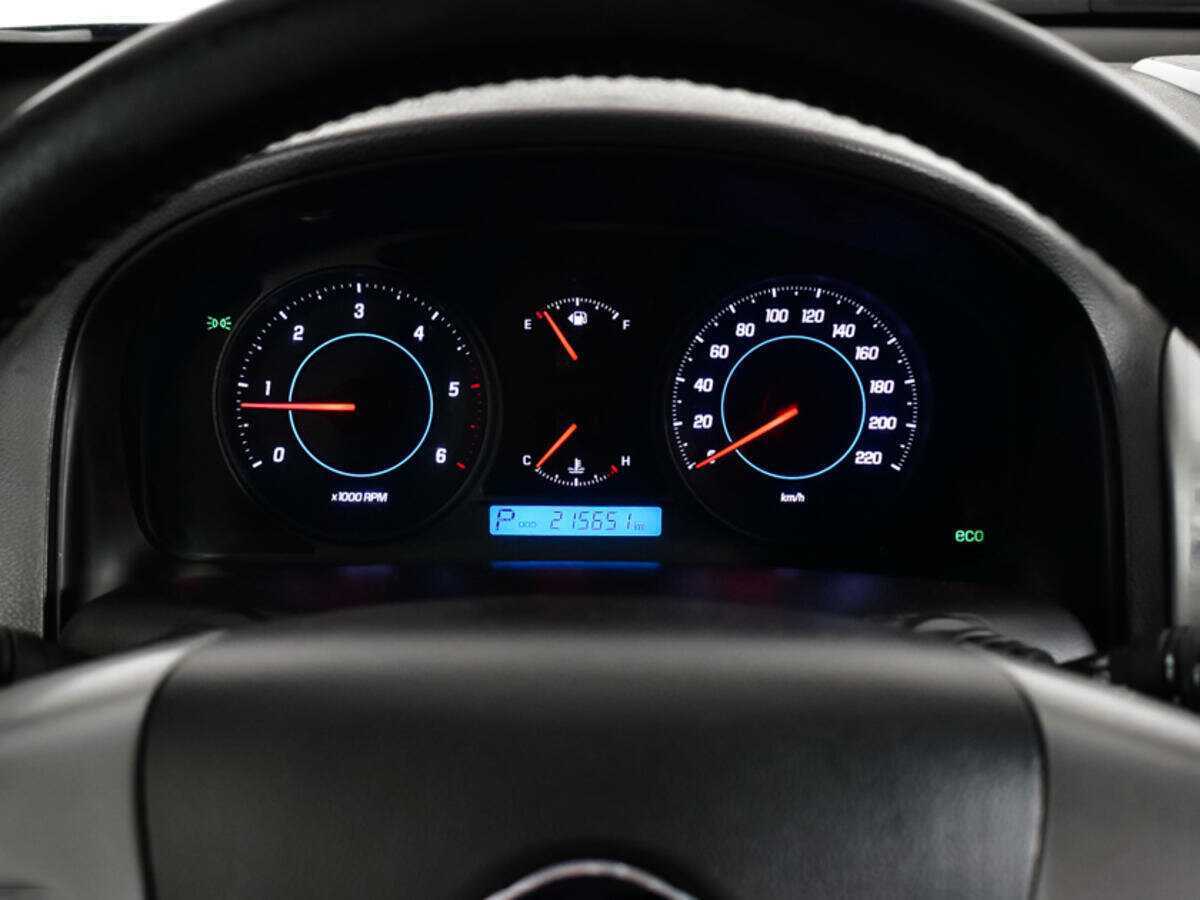 Chevrolet Captiva с пробегом — 2012 год. Фото: #10