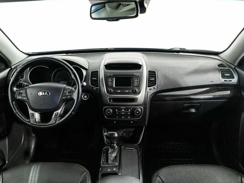 Kia Sorento с пробегом — 2017 год. Фото: #12