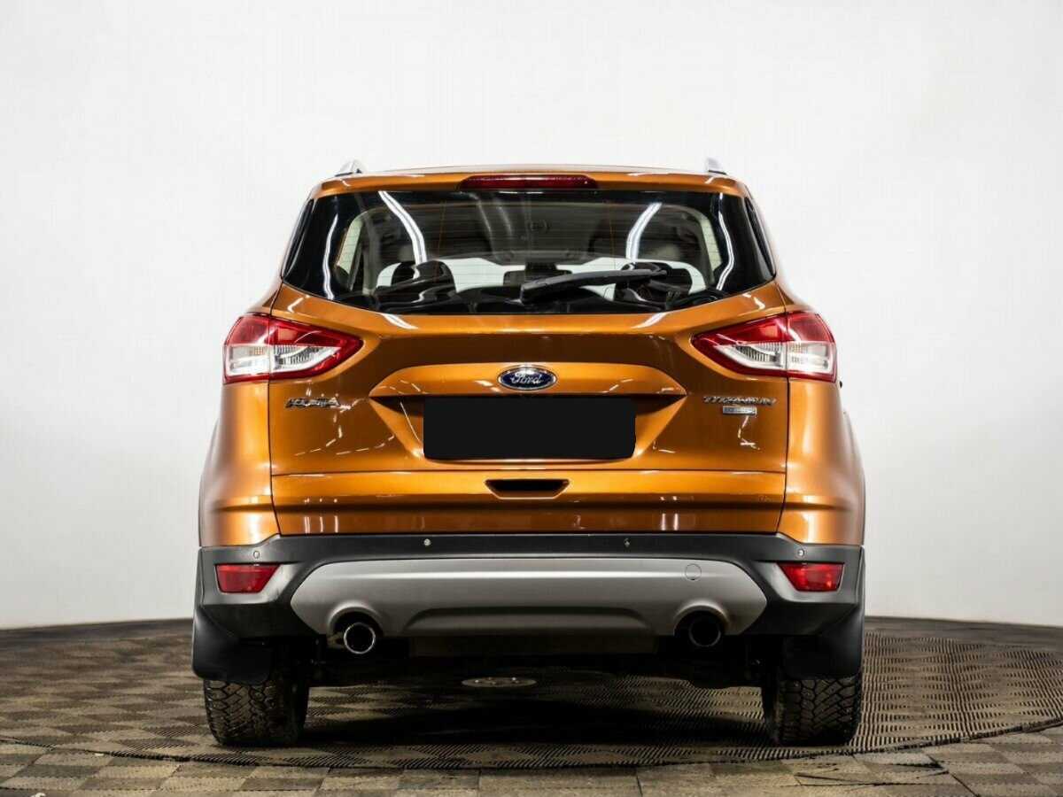 Ford Kuga с пробегом — 2015 год. Фото: #4