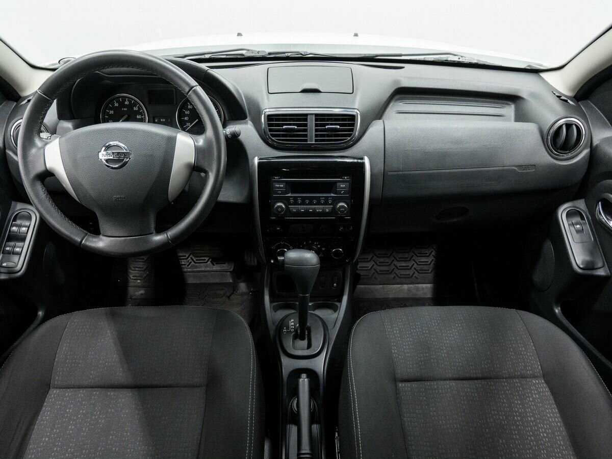 Nissan Terrano с пробегом — 2015 год. Фото: #10