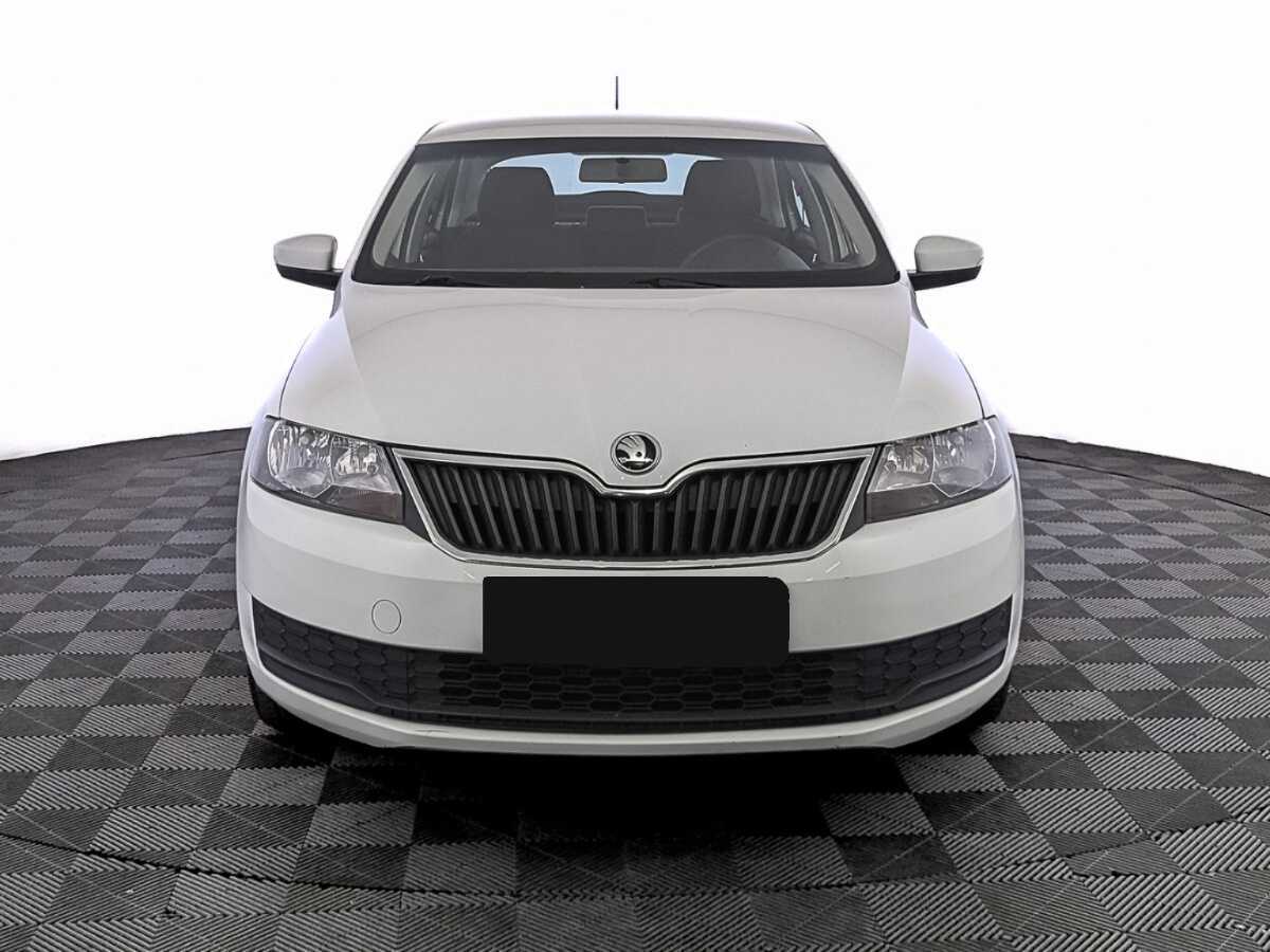 Skoda Rapid с пробегом — 2019 год. Фото: #1