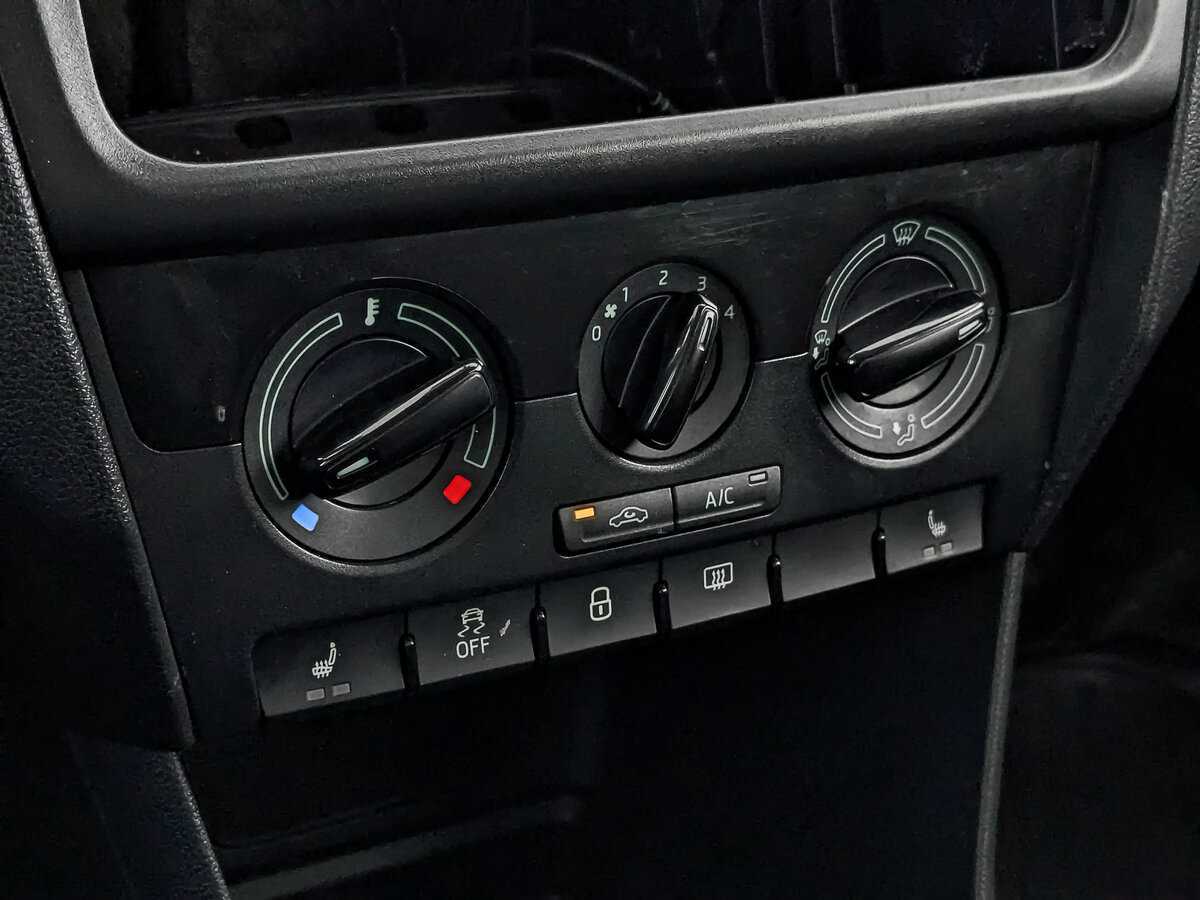 Skoda Rapid с пробегом — 2019 год. Фото: #17