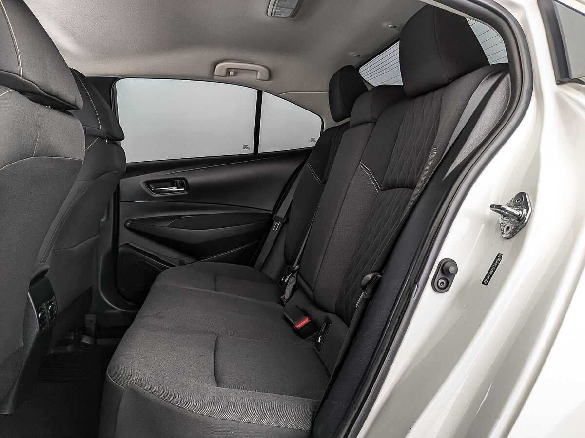 Toyota Corolla с пробегом — 2019 год. Фото: #11