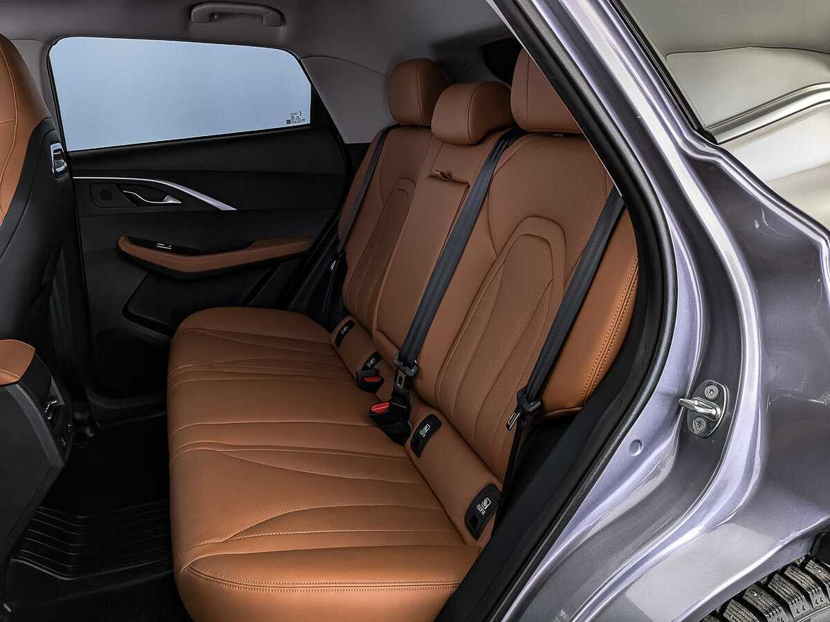 OMODA C5 с пробегом — 2022 год. Фото: #17