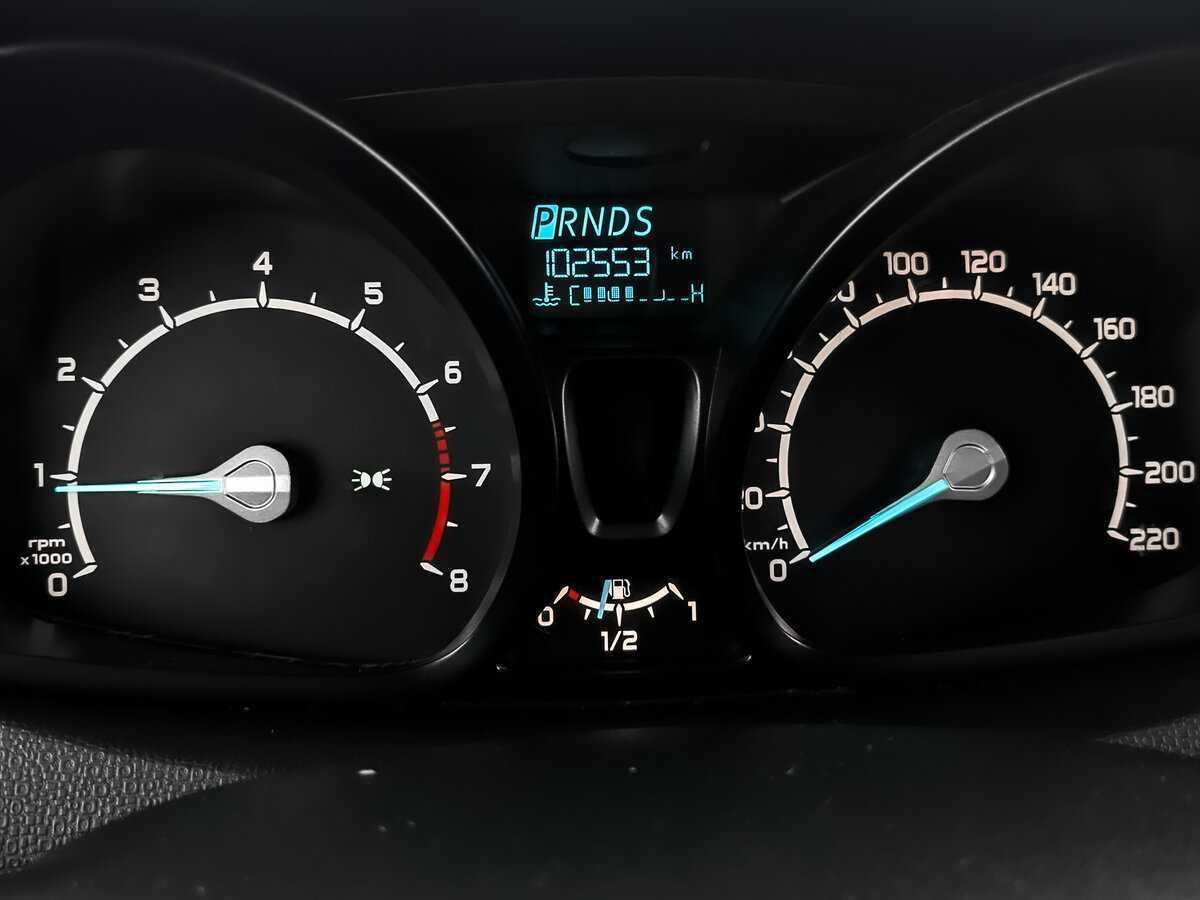 Ford EcoSport с пробегом — 2014 год. Фото: #13