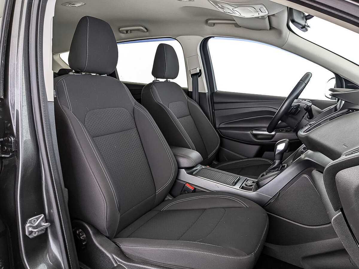 Ford Kuga с пробегом — 2018 год. Фото: #22