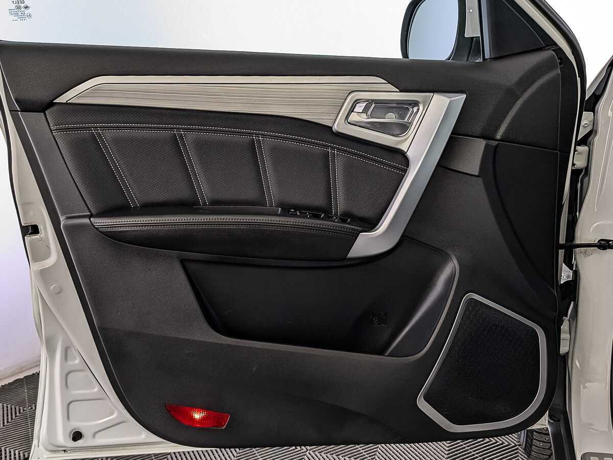 Geely Emgrand X7 с пробегом — 2018 год. Фото: #16