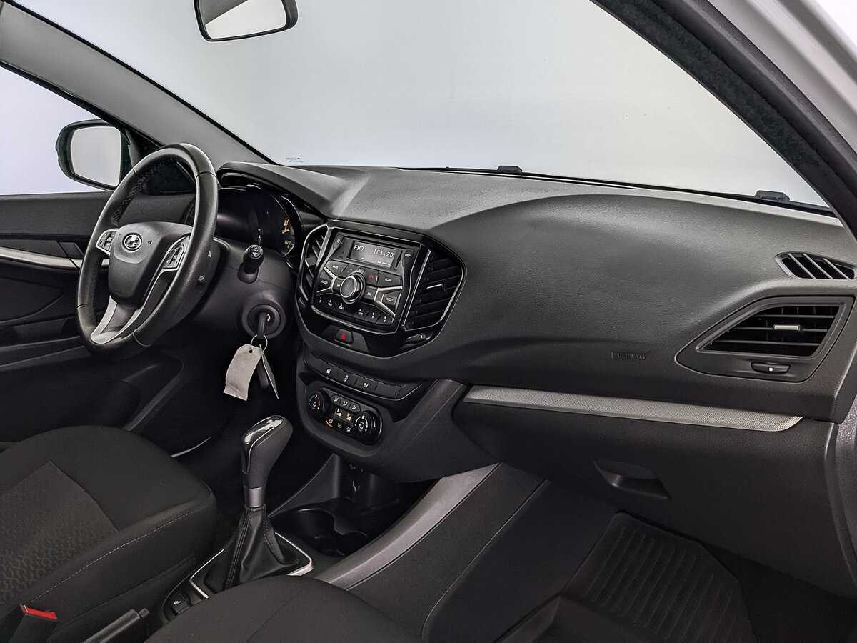 Lada (ВАЗ) Vesta с пробегом — 2021 год. Фото: #12