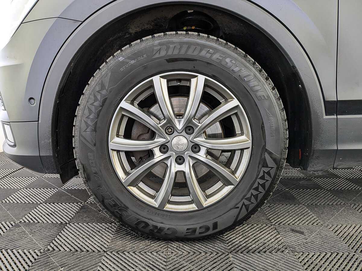 Volkswagen Tiguan с пробегом — 2018 год. Фото: #11