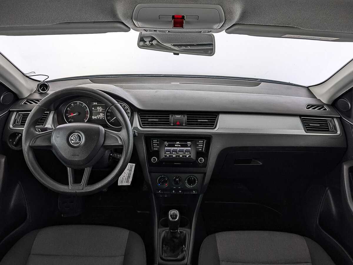 Skoda Rapid с пробегом — 2017 год. Фото: #13