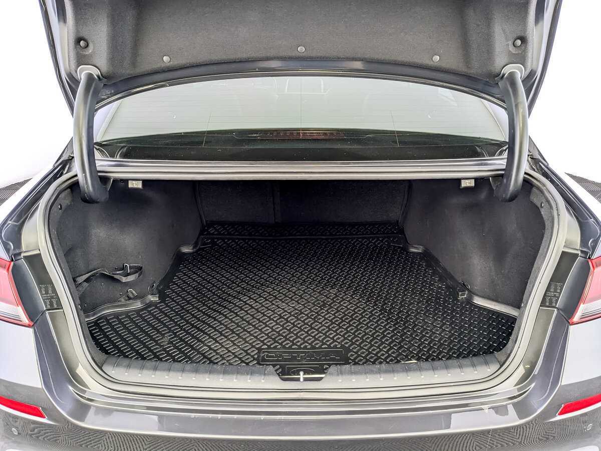 Kia Optima с пробегом — 2018 год. Фото: #9