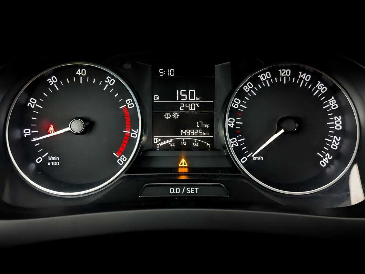 Skoda Rapid с пробегом — 2017 год. Фото: #12