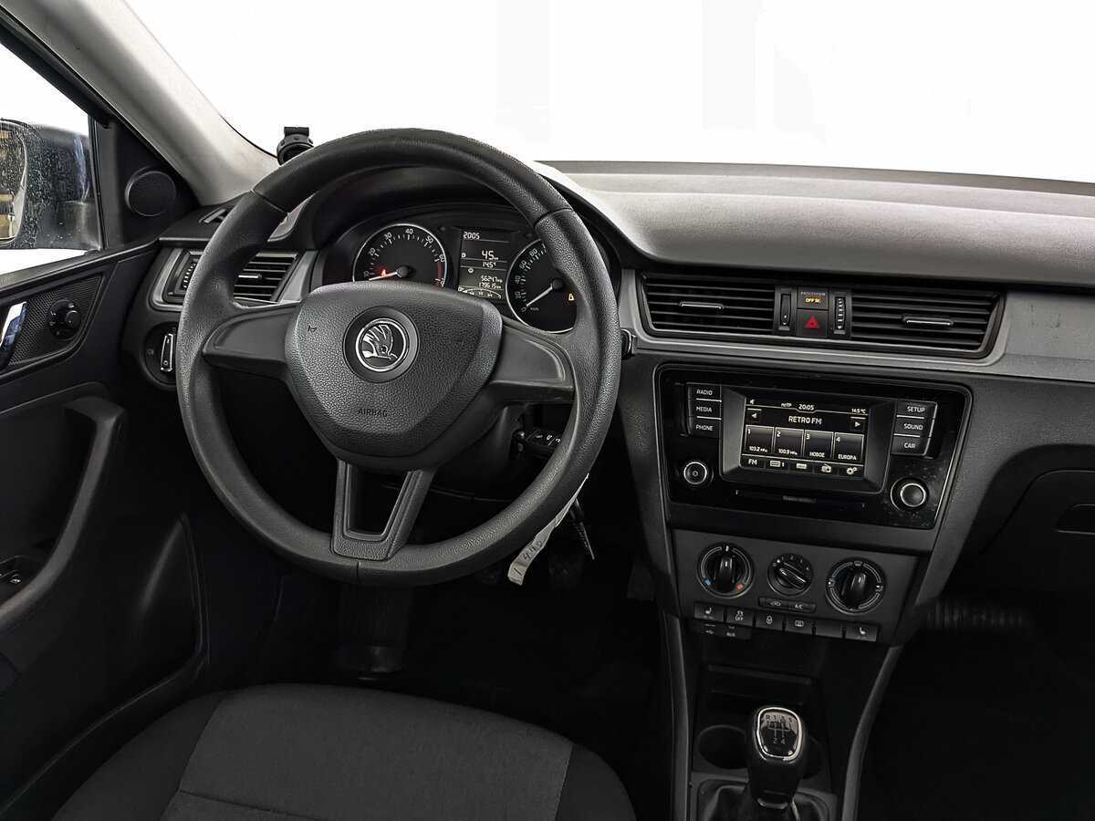 Skoda Rapid с пробегом — 2017 год. Фото: #19