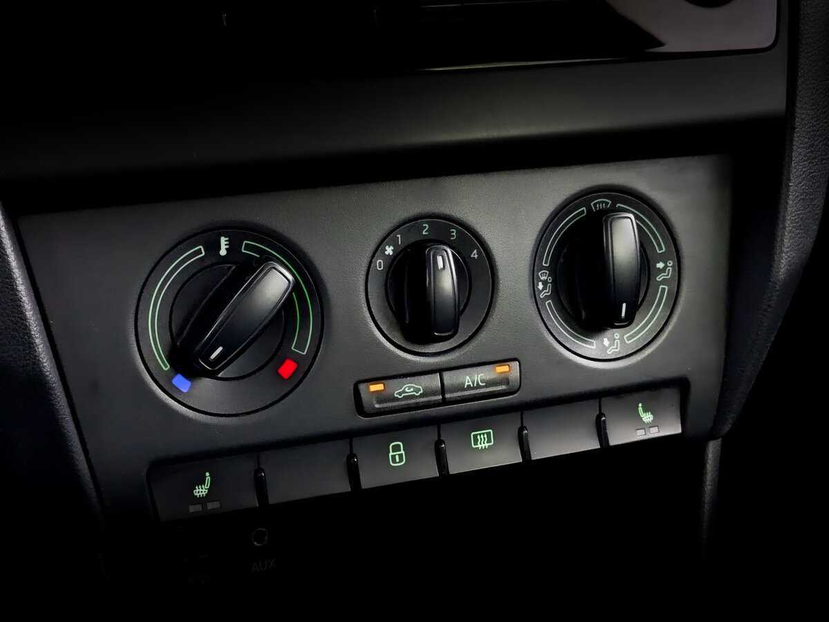 Skoda Rapid с пробегом — 2017 год. Фото: #24