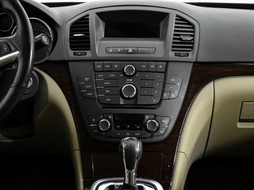 Opel Insignia с пробегом — 2012 год. Фото: #13