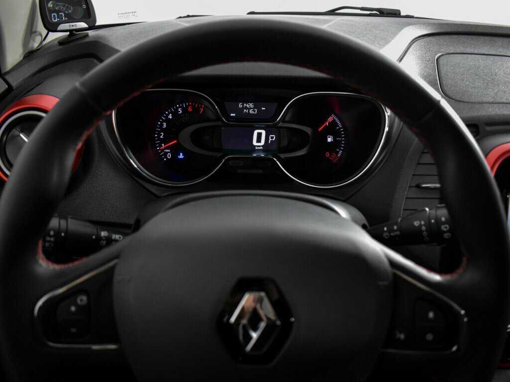 Renault Kaptur с пробегом — 2018 год. Фото: #18