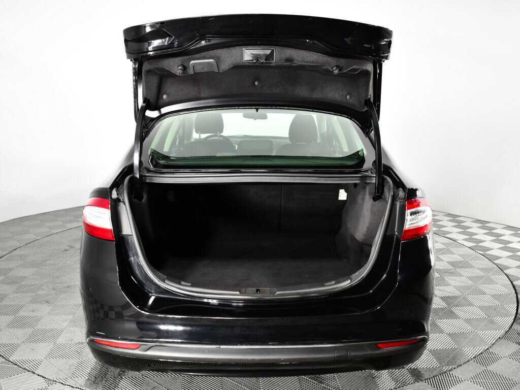 Ford Mondeo с пробегом — 2017 год. Фото: #14